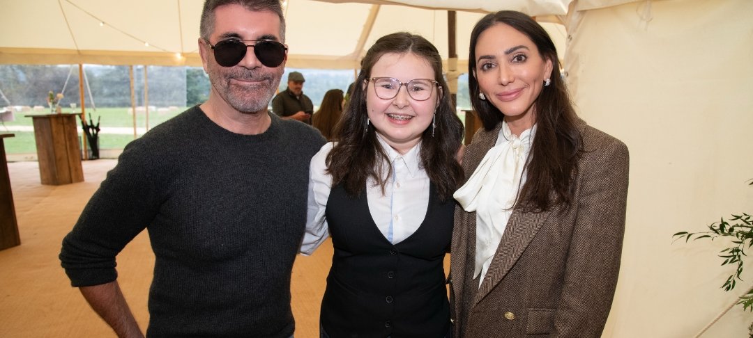Simon Cowell and his partner meet GOSH patient Alyssa